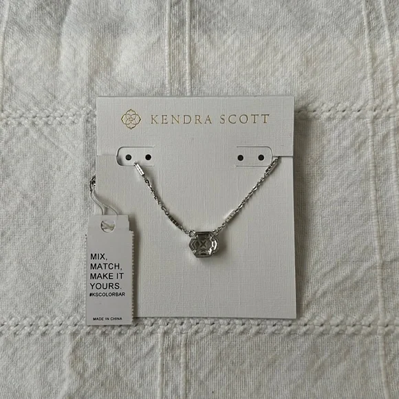 Kendra scott mabel deals necklace